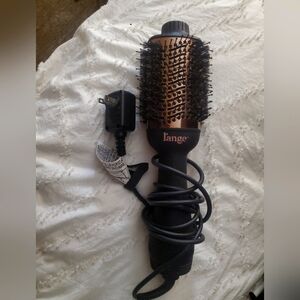 Lange brush blow dryer